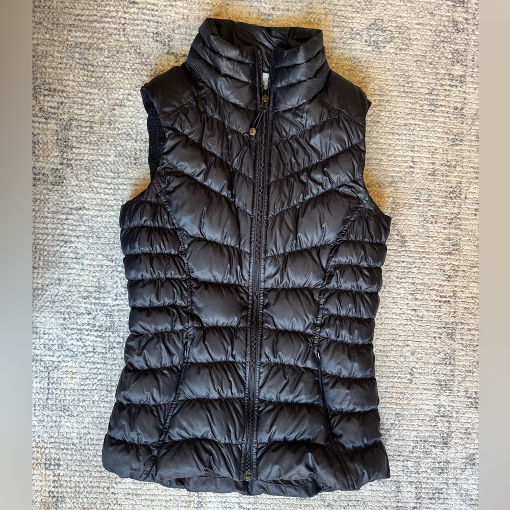 Athleta down vest
